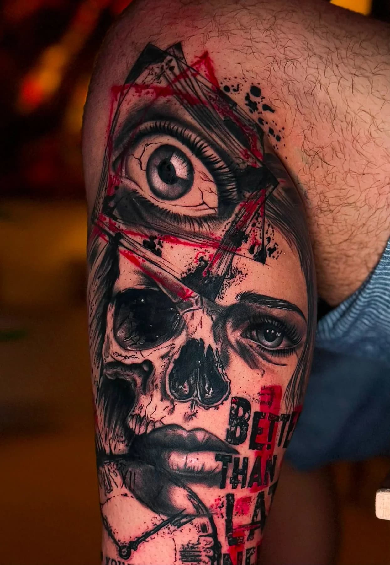 Kırmızı Çizgi isimli örnek tattoo çalışması